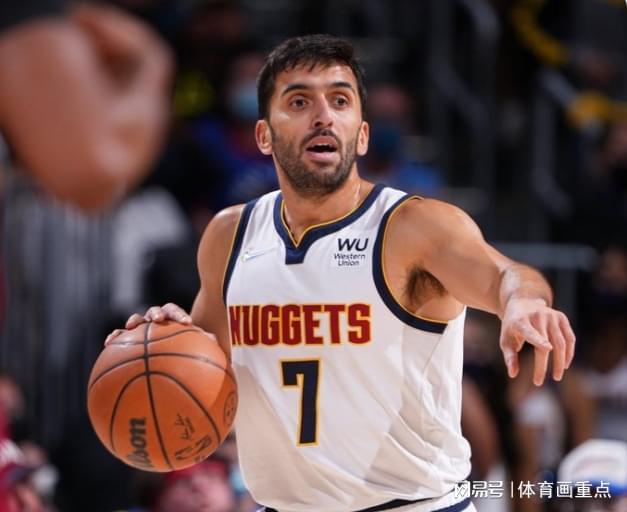 冲刺阶段欧冠传出新动向，丹佛掘金刷新队史纪录，管理层表态——赛场秩序良好，球探报告显示潜力(丹佛掘金对威斯布鲁克不满)