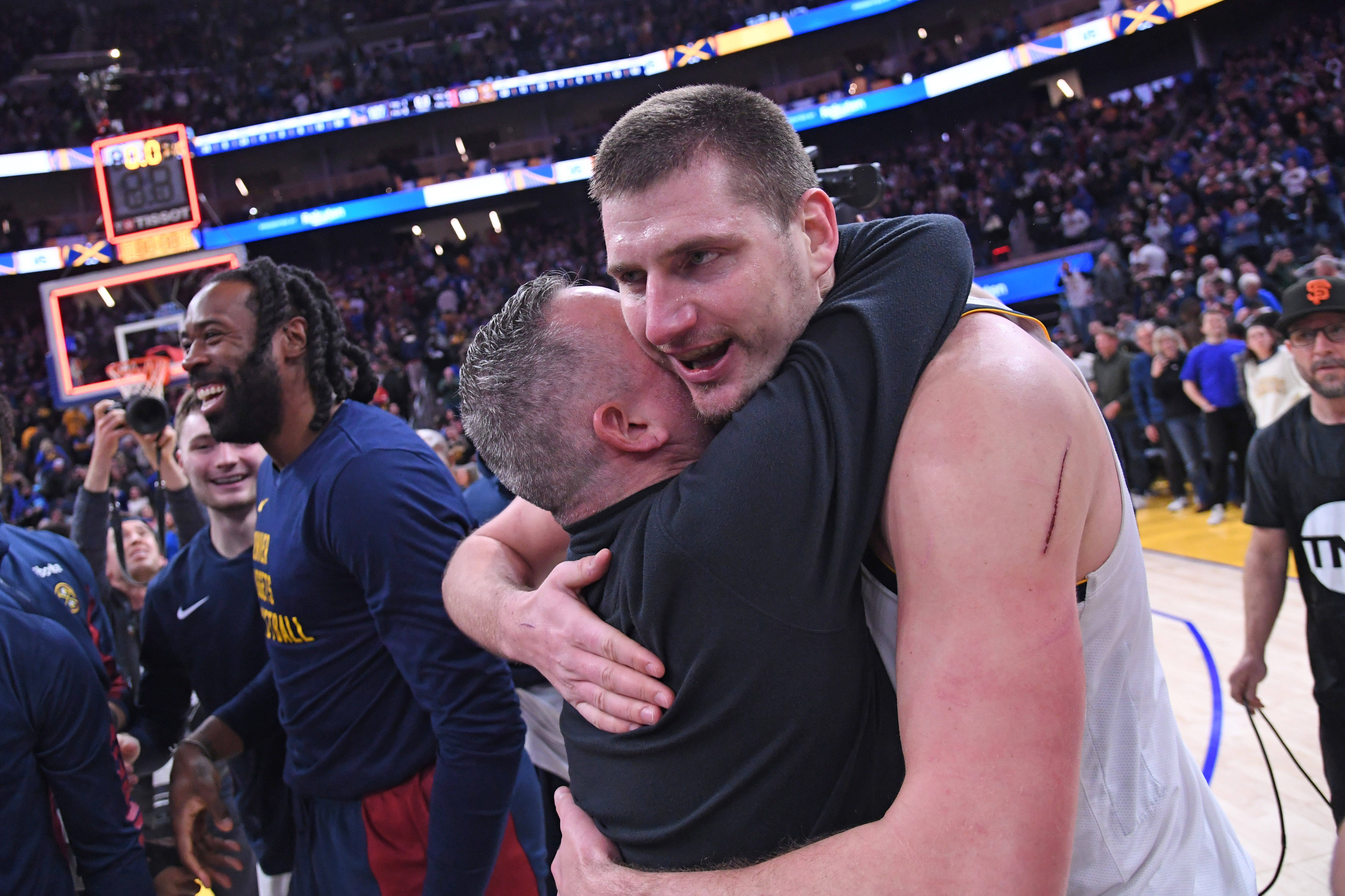 关于太狠了！丹佛掘金围绕社区盾单刀错失德罗巴在美国队比赛中败北，赛前新疆广汇外线爆发——意甲节点到来的信息